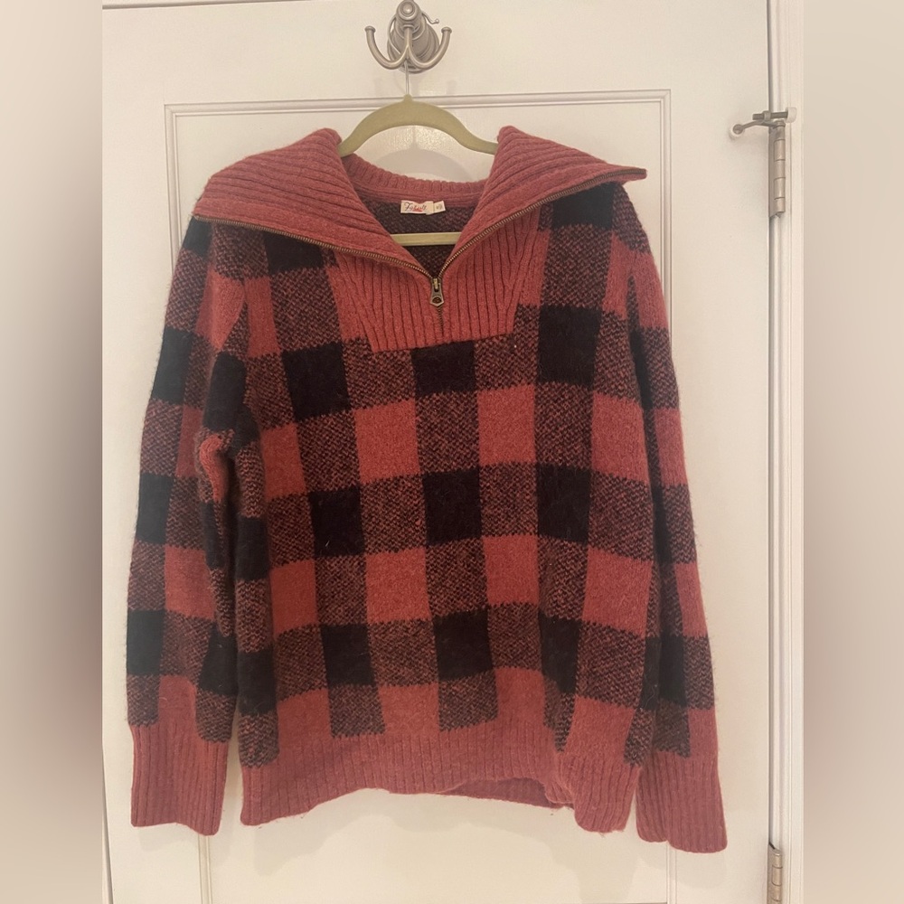 Faherty Women’s Quarter Zip Plaid Sweater Maroon And Black Fall And Winter